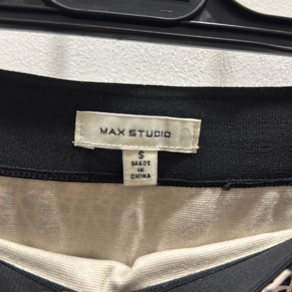 Max Studio Knee Length Skirt - Picture 3 of 6